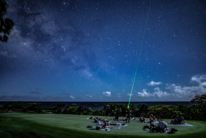 女性ナビゲーターが星座の物語・宇宙の楽しみ方を分かりやすくお話